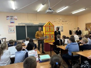 Показ кукольного представления «Рождественский вертеп» в МОУ «Гимназия» города Павловский Посад — фото 3