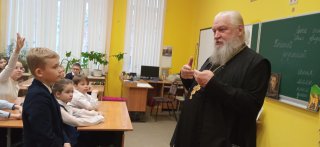 Беседа о почитании родителей в лицее №2 — фото 2