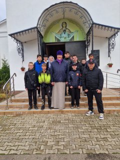 Экскурсия для учащихся МБОУ "СОШ №1" в Успенском храме деревни Войново-Гора — фото 5