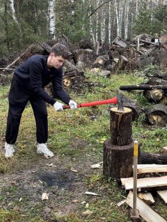 Помощь студентами Ликино-Дулевского политехнического колледжа в благоустройстве Ахтырского храма деревни Яковлево — фото 3