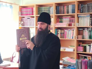 Встреча со священником в МОУ СОШ №18 (корпус 3)