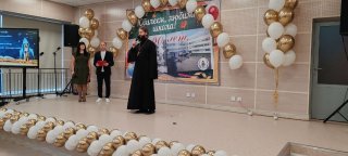 Юбилей школы в Дрезне: поздравление духовенства Ликино-Дулёвского благочиния