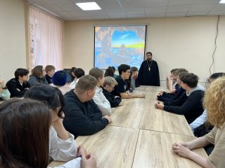 Беседа со священником в Балашихинском отделении Ногинского колледжа