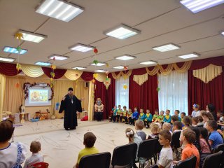 Беседа о Покрове Пресвятой Богородицы в дошкольном здании №5 «Соловушка» МОУ СОШ №18