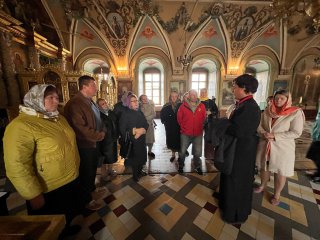 Паломничество педагогов Рахмановской школы в Троице-Сергиеву Лавру — фото 2