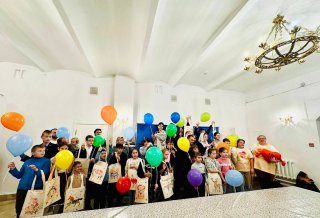 Мастер-класс по росписи сумок в воскресной школе Казанского храма города Павловский Посад