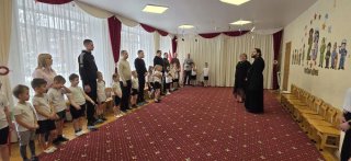Утренник в дошкольном отделении «Топотушки» МОУ «Лицей №2 имени В. В. Тихонова — фото 2